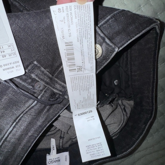Mango brand distressed light black skinny cropped raw hem jeans. Size 8. NWT - Picture 15 of 16